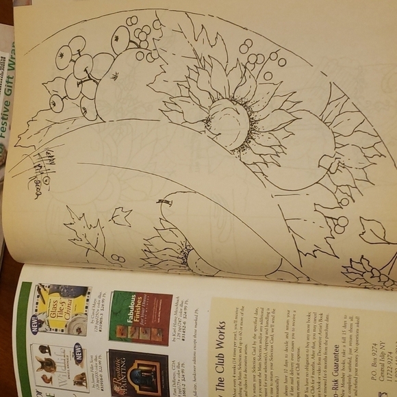 6 Decorative Artists Workbook Magazines 2002 - Picture 9 of 13